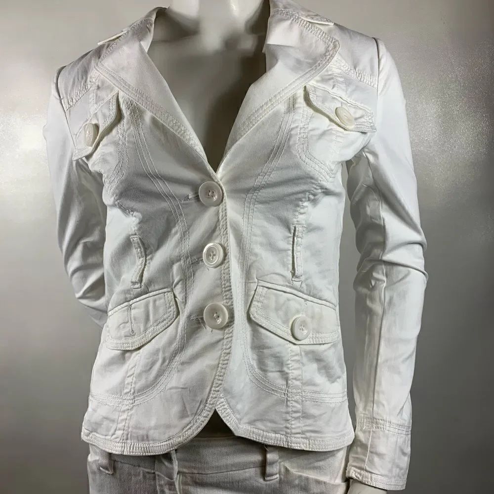 3For$20 H&M White Blazer Size: 36 Euro